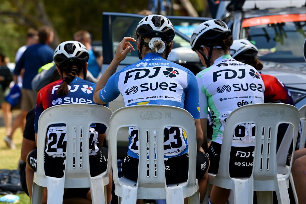 FDJ Suez held their team meeting in the shade at the Women's Tour Down Under