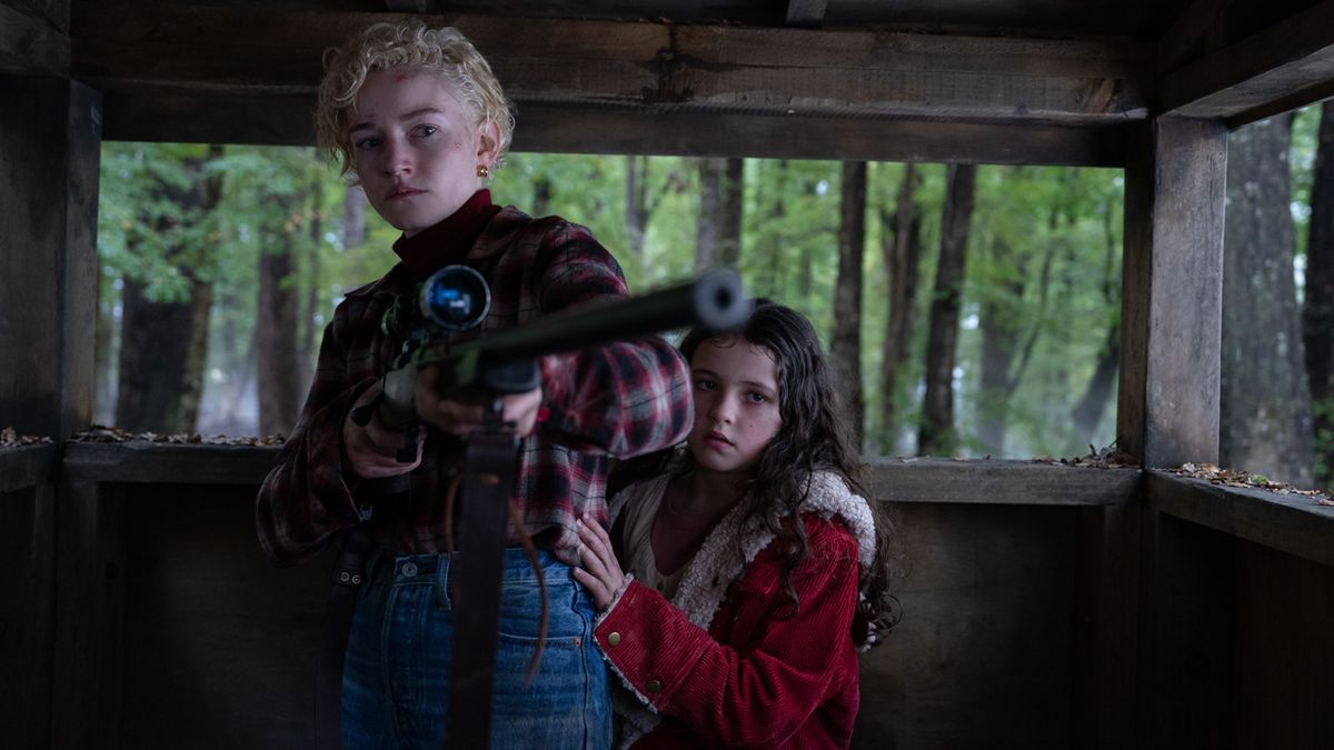 Charlotte (Julia Garner) and Ginger (Matilda Firth) in Wolf Man