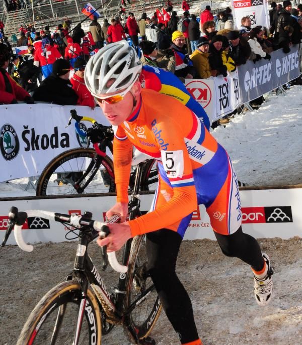 Mike Teunissen (Netherlands) clears the hurdles of the junior men's race