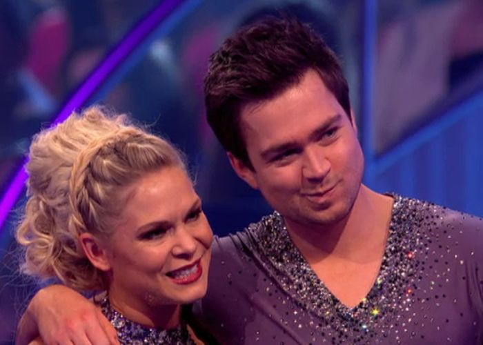 Sam Nixon skates off Dancing On Ice 