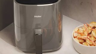 Haier Series 5 5L Single basket compact Airfryer