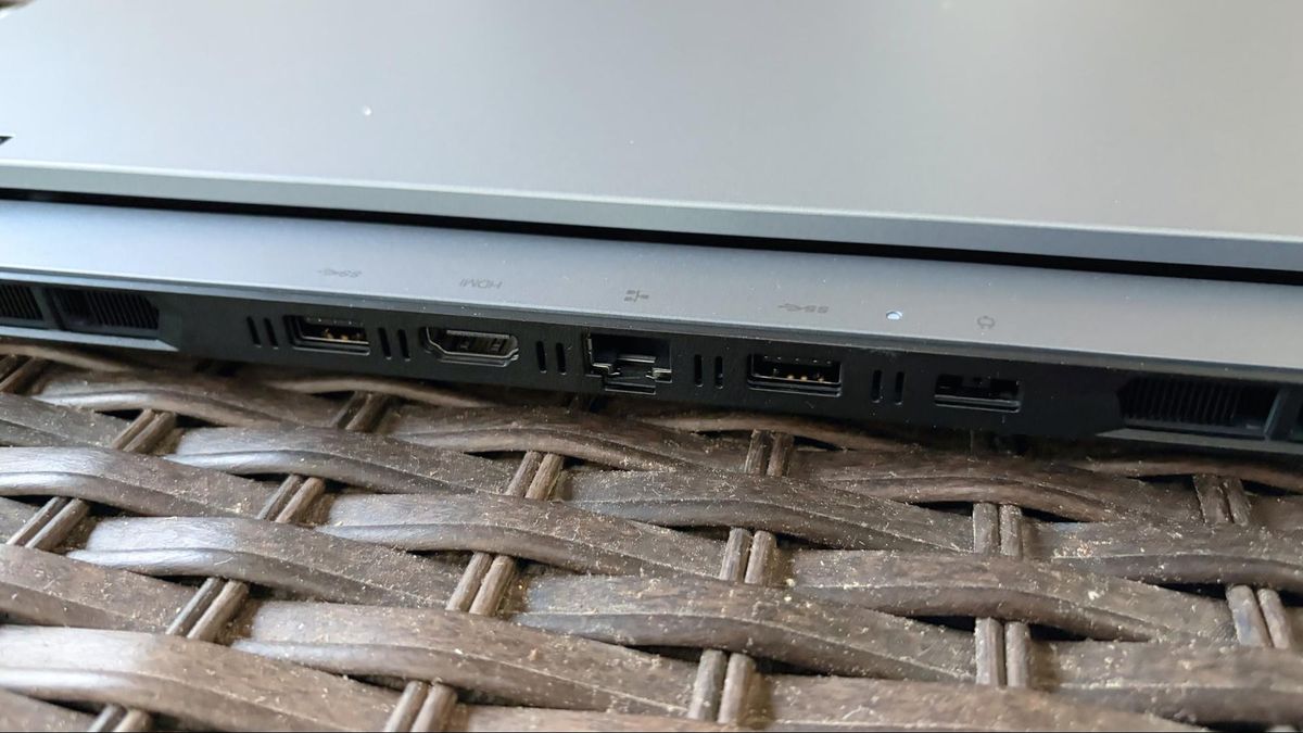 Lenovo Legion LOQ 15 (2025)
