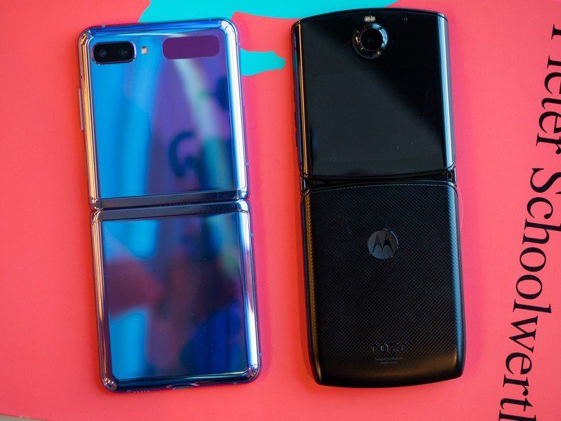 Samsung Galaxy Z Flip Vs. Motorola RAZR: Which Foldable Should You Buy ...