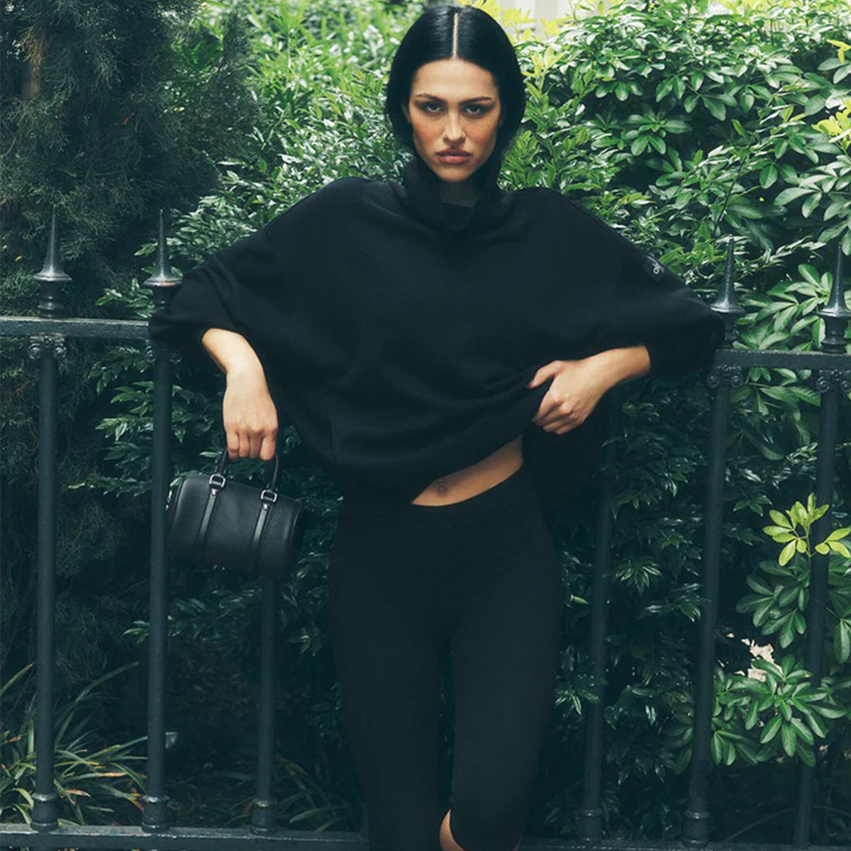 Amelia Gray for Alo Yoga.