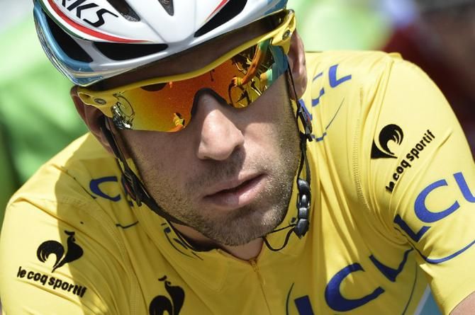 Overall race leader Vincenzo Nibali (Astana)