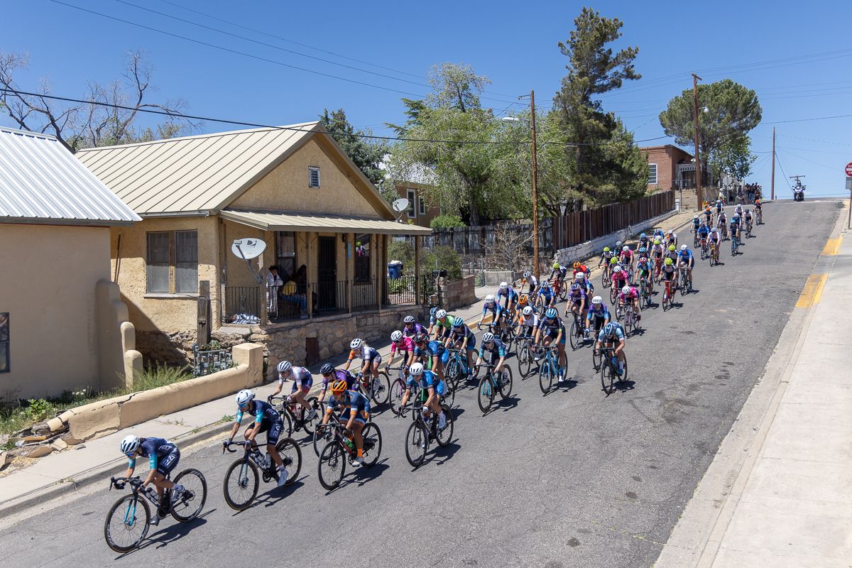 Virginia Blue Ridge 2024 took to the front early trying to animate the stage 4 criterium with repeated attacks