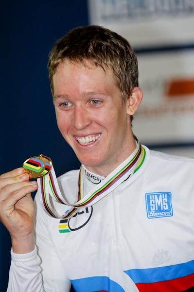 Cameron Meyer (AUS) had no trouble smilling for the cameras