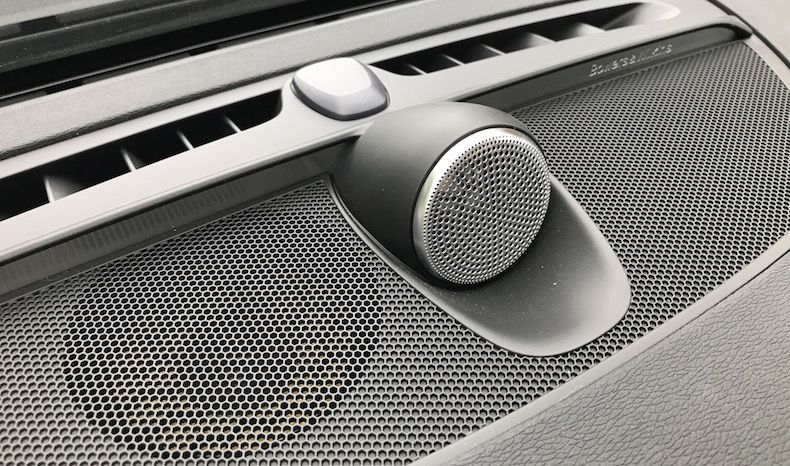 volvo b&w speakers