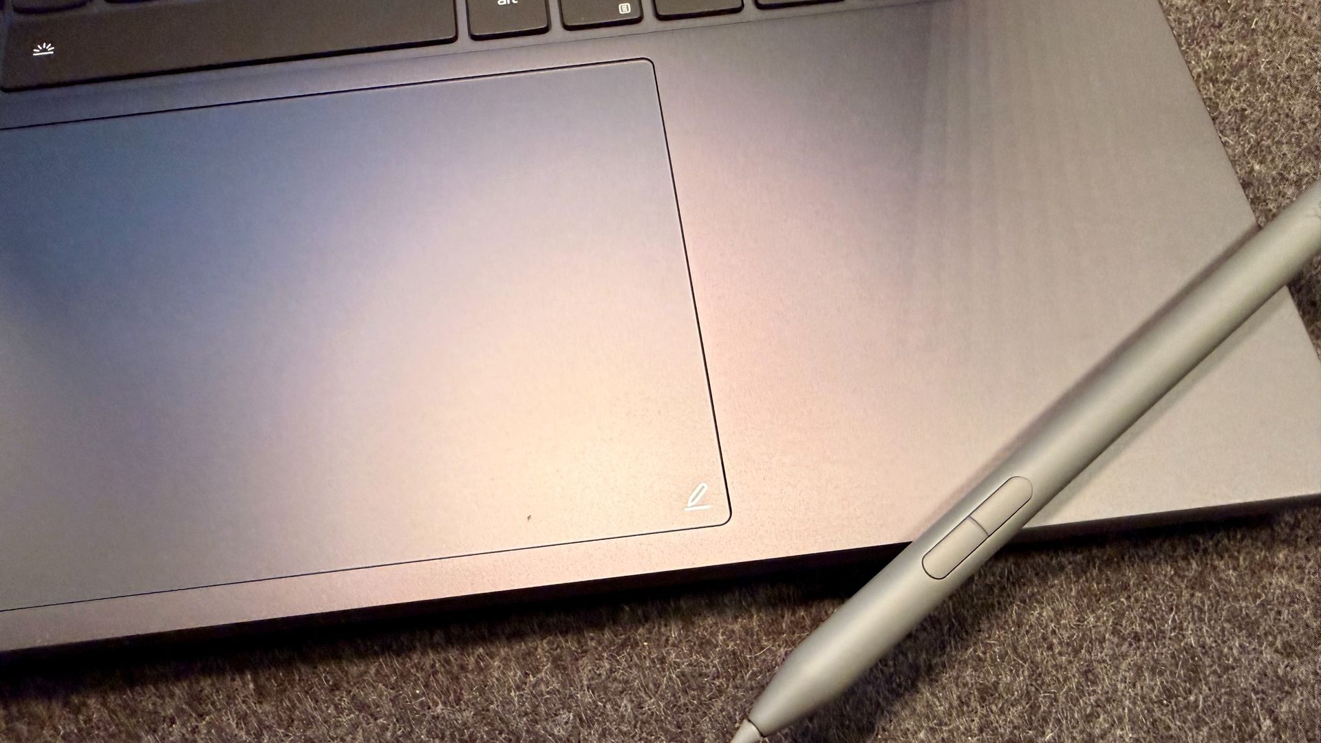 Lenovo | Pro 9i AE Gen 11