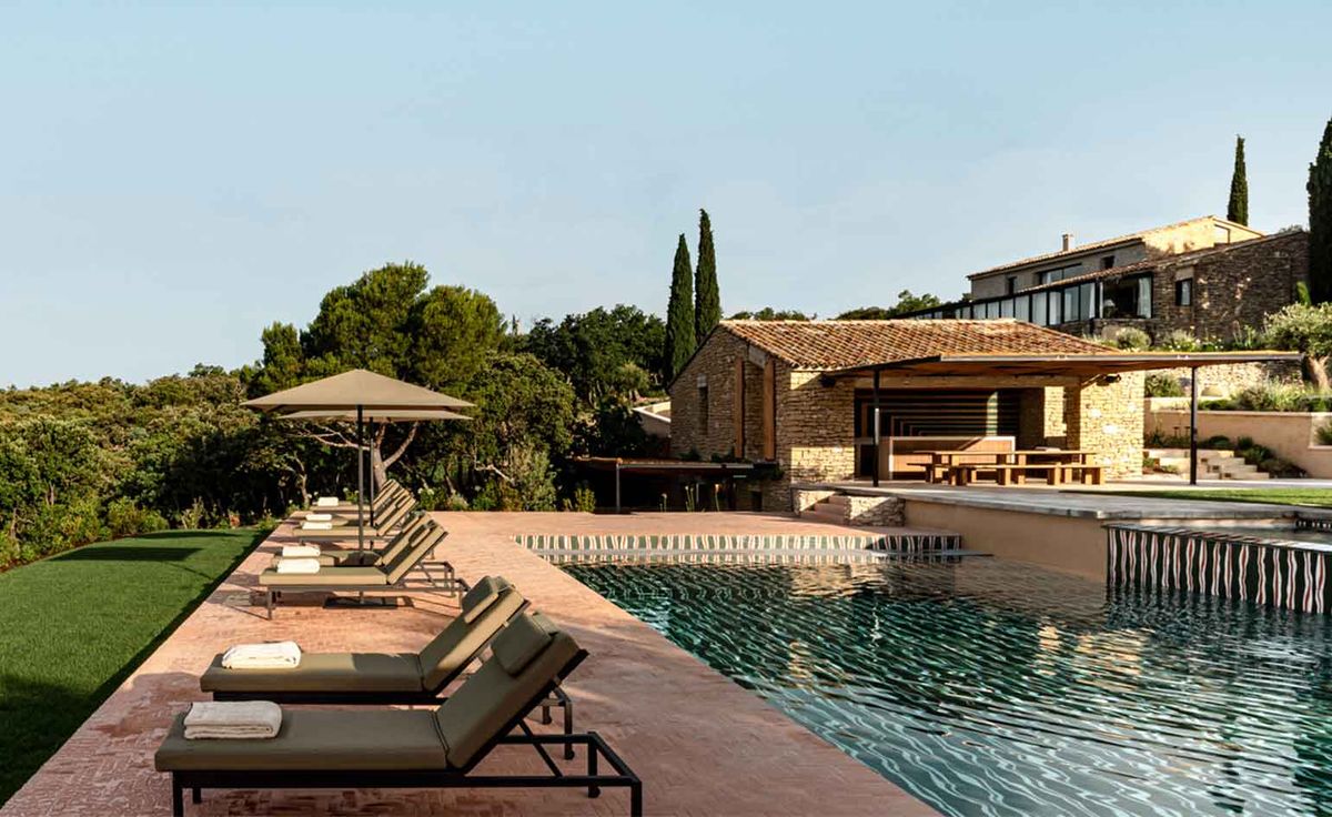 Joséphine Fossey curates new creative home rental idea in Gordes