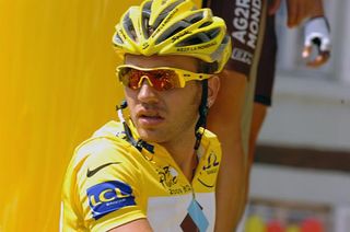 Rinaldo Nocentini (AG2R) is in yellow for another day.