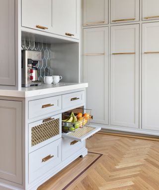 How We Organized All Our Drawers & Cabinets in the Mountain House Kitchen