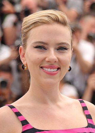 Scarlett Johansson attends the "Asteroid City" photocall at the 76th annual Cannes film festival at Palais des Festivals on May 24, 2023 in Cannes, France