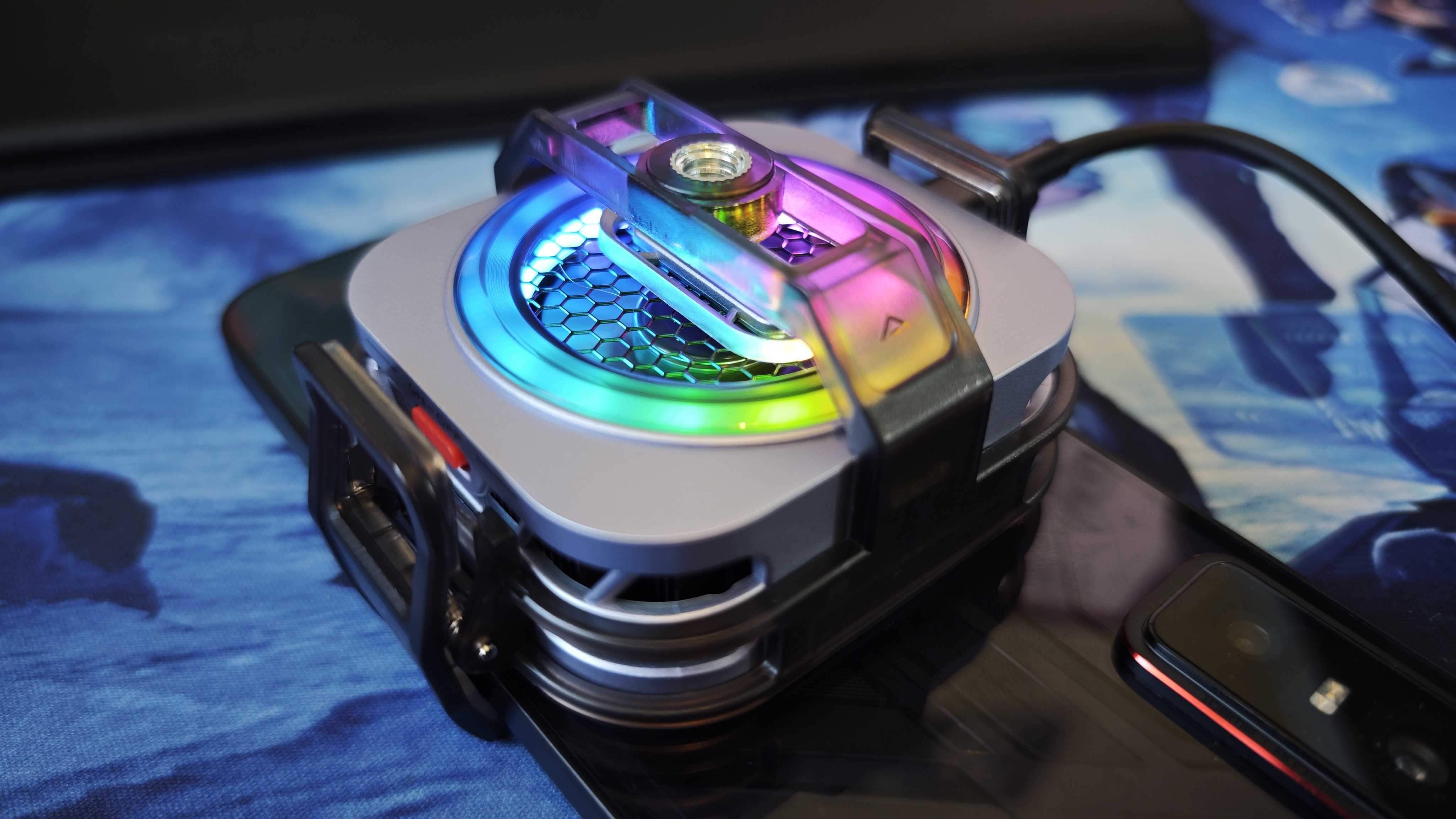 A silver Redmagic VC Cooler 6 fan