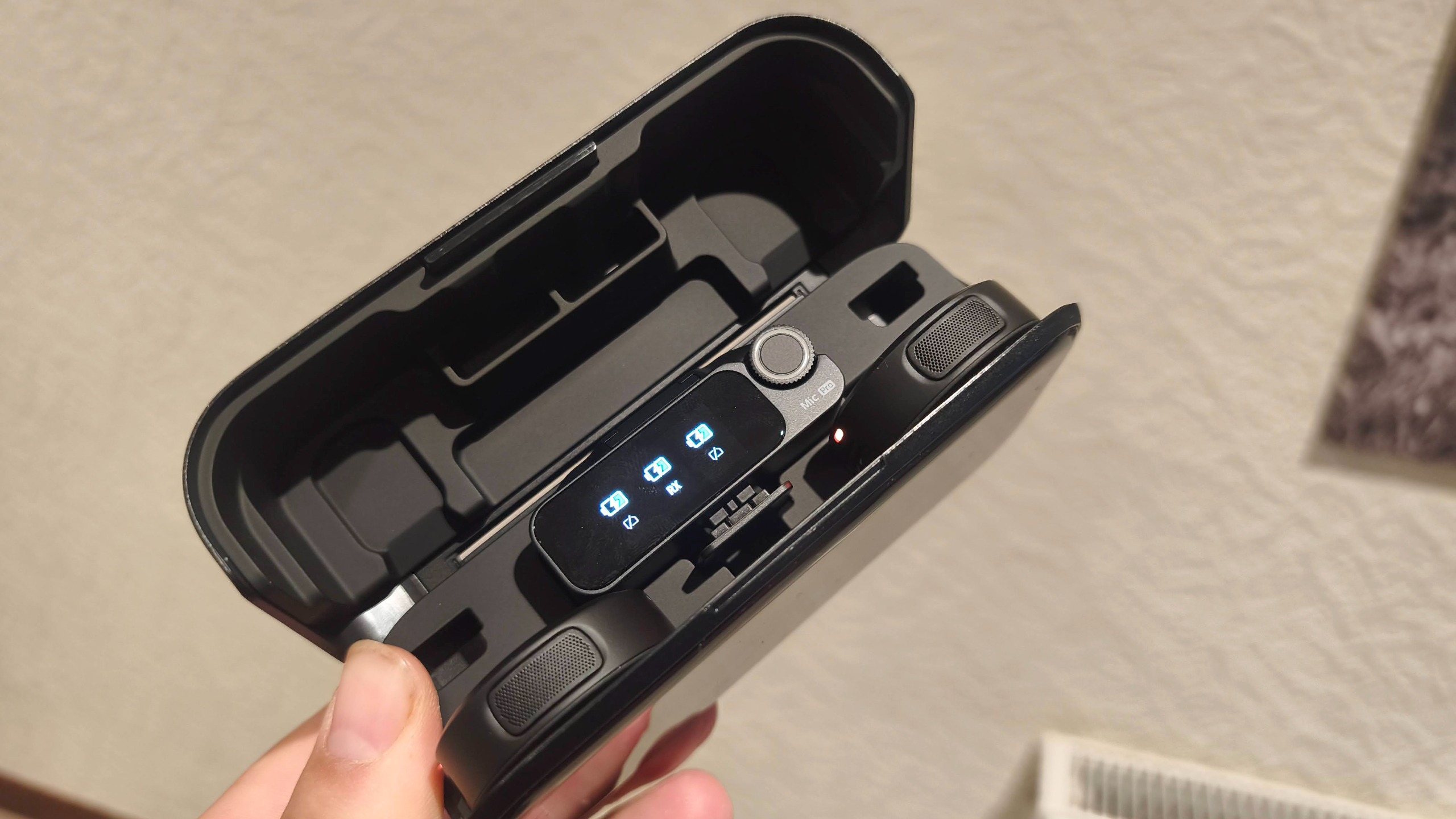 Insta360 Mic with the Insta360 Luna Ultra