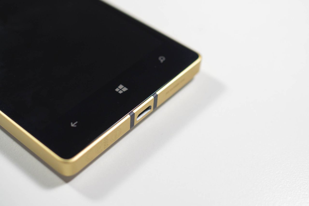 Lumia 930