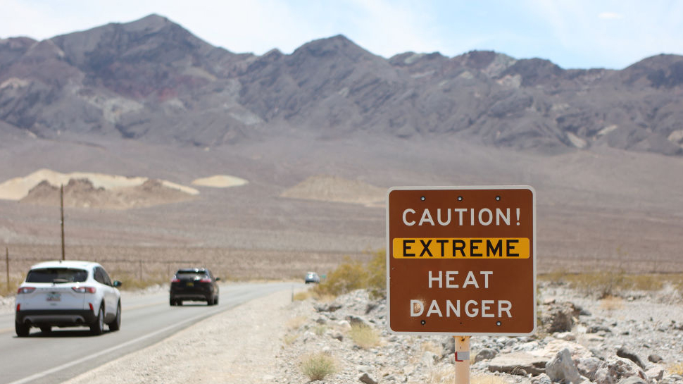 Heat warning at Death Valley
