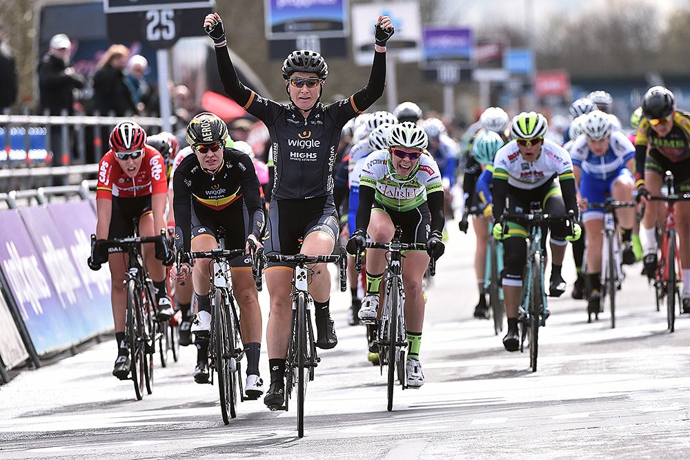 Amy Pieters (Wiggle High5) victory salute at Dwars door Vlaanderen women's race