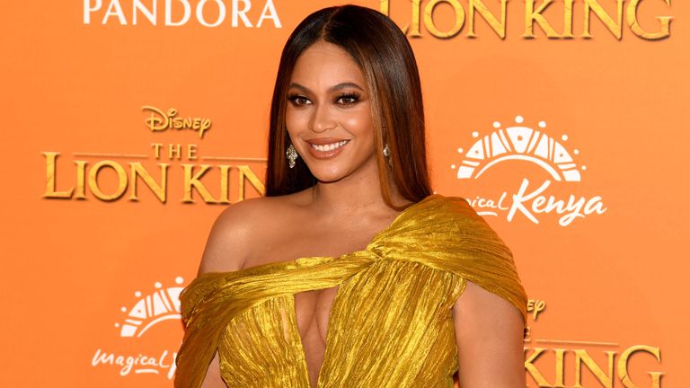 w8m773 disneys the lion king world premiere held at dolby theatre in hollywood, california featuring beyonce where los angeles, california, united states when 10 jul 2019 credit adriana m barrazawenncom