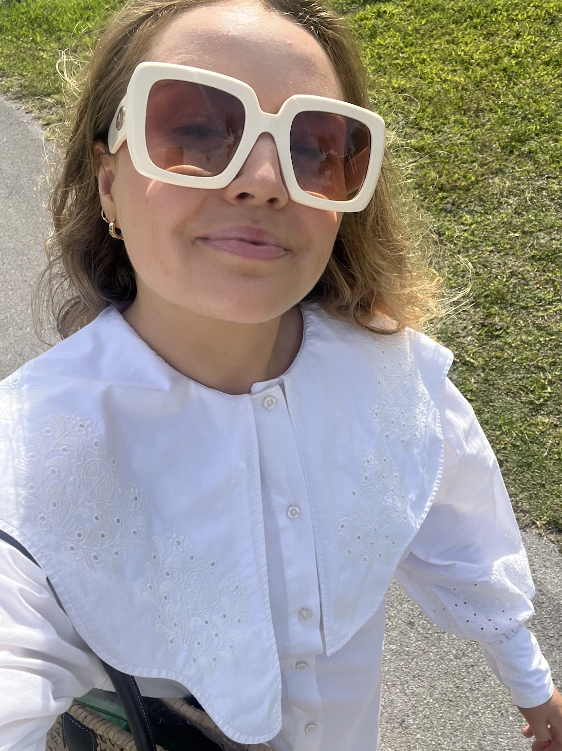 Lauren Cunningham Miami packing list - white dress white sunglasses