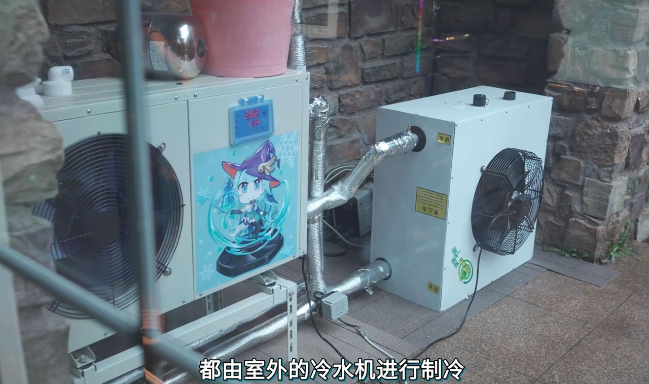 PC cooled by 12,000 BTU air conditioner