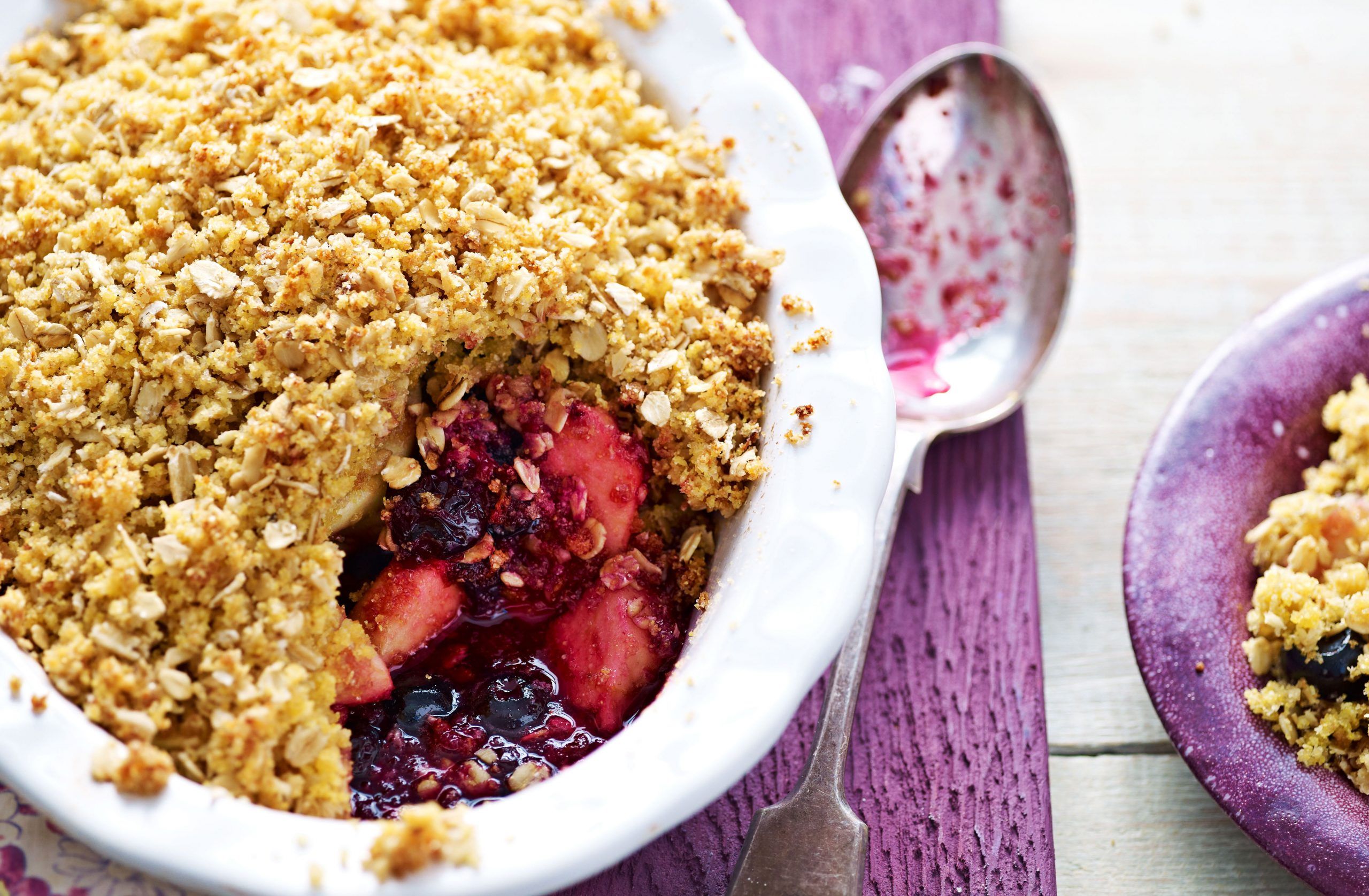 Apple and blueberry crumble recipe