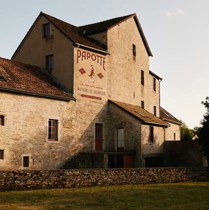 Burgundy travel