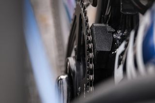 Chris Froome's chain guide