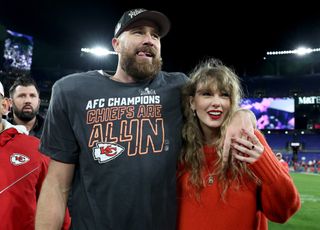 Taylor Swift attending chiefs games in chiefs color outfits