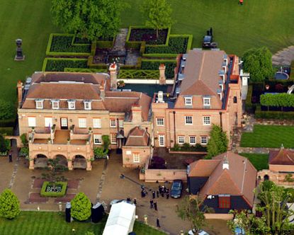 Beckingham Palace - David and Victoria Beckham - Celebrity News - Marie Claire