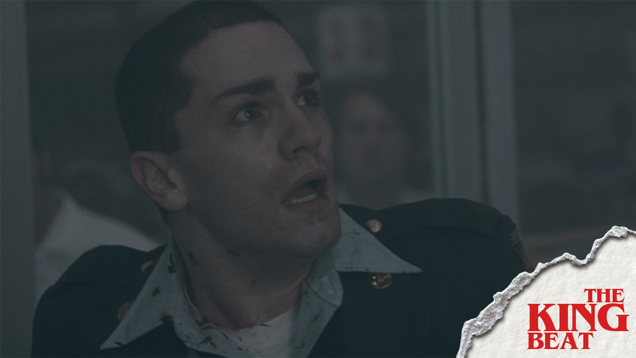 Sam Witwer looking scared in The Mist The King Beat