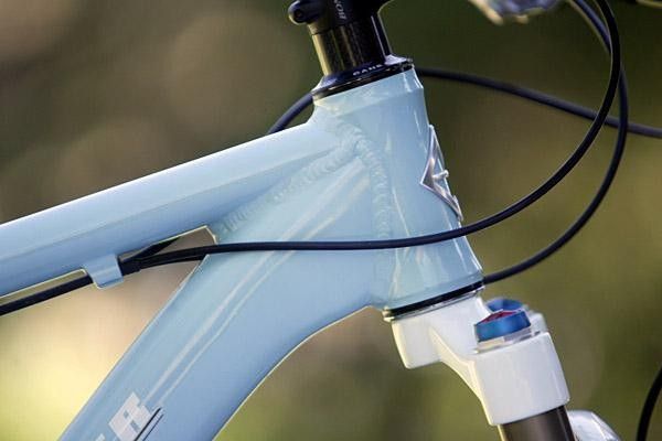 Gary Fisher's semi-integrated headsets help lower rider hand position.