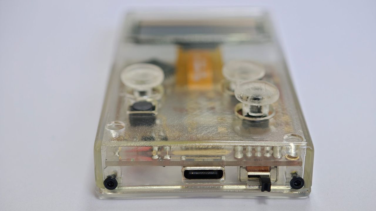 Arduview transparent handheld game console
