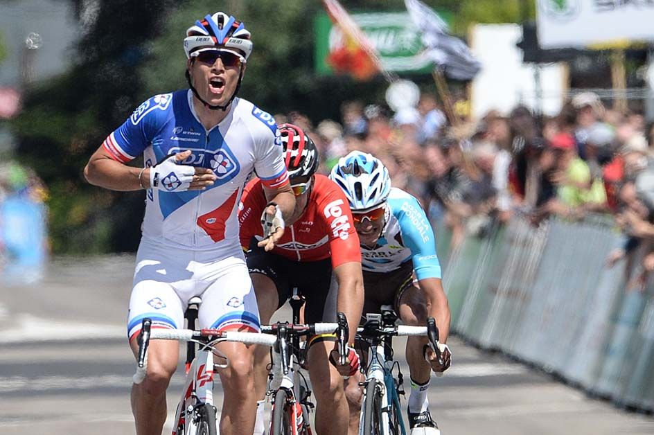 Arthur Vichot celebrates his win