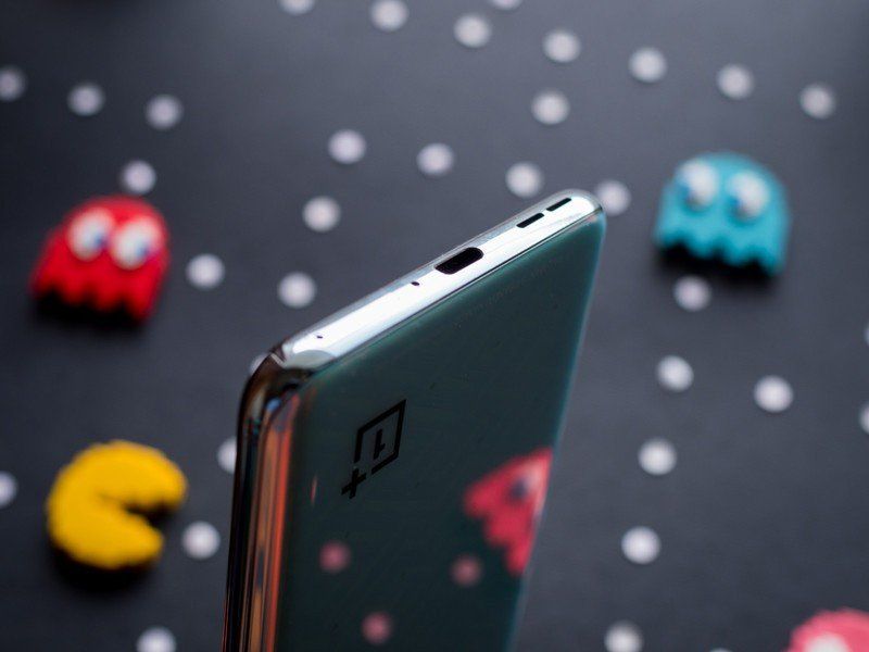 OnePlus Nord 2 x PAC-MAN Edition