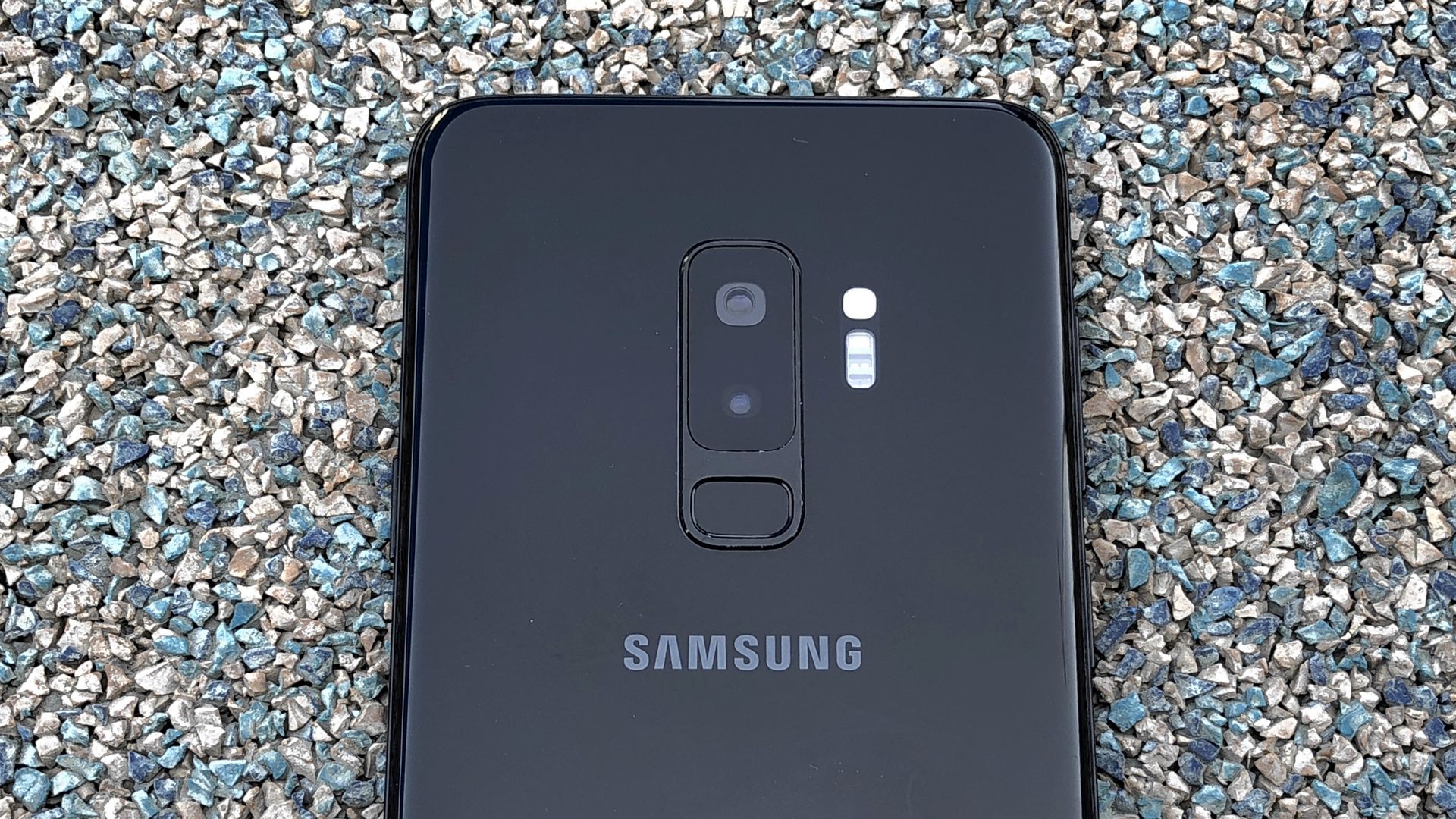 Samsung Galaxy S10 Plus Promotional Banner Shows Off The Phone Techradar 
