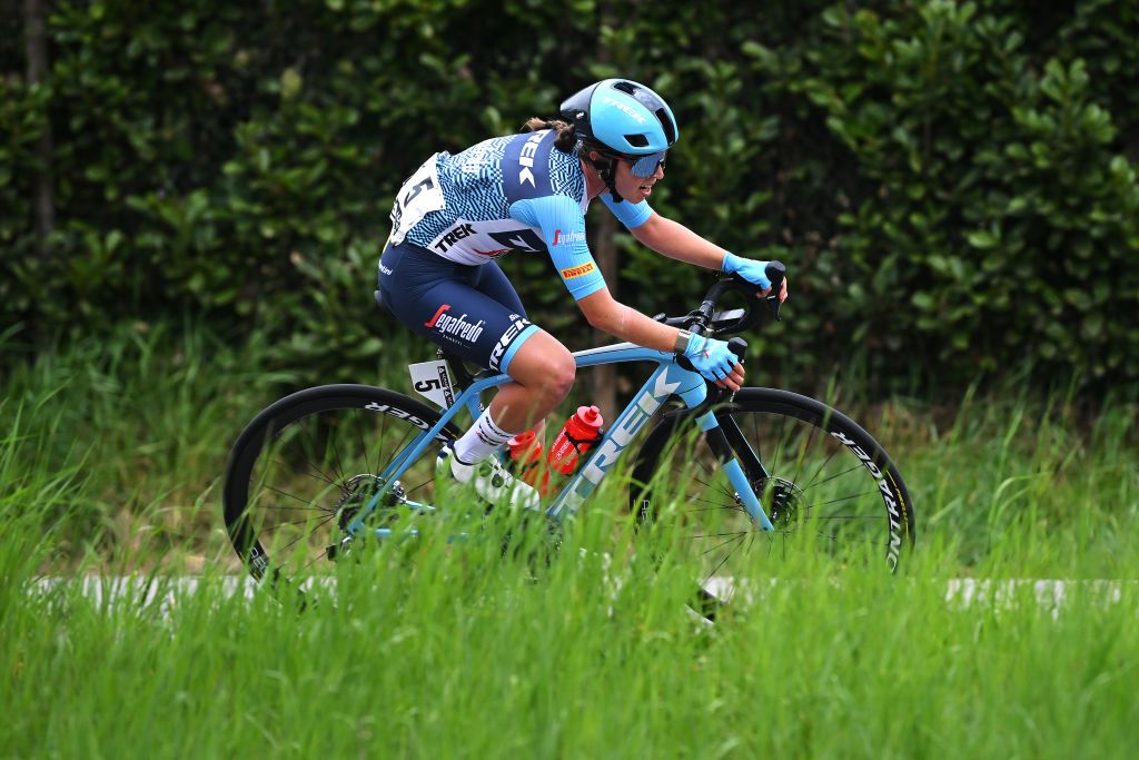 CITTIGLIO ITALY MARCH 19 Shirin Van Anrooij of The Netherlands and Team Trek Segafredo competes in the breakaway during the 24th Trofeo Alfredo BindaComune di Cittiglio 2023 Womens Elite a 139km one day race from Maccagno con Pino e Veddasca to Cittiglio UCIWWT on March 19 2023 in Cittiglio Italy Photo by Dario BelingheriGetty Images
