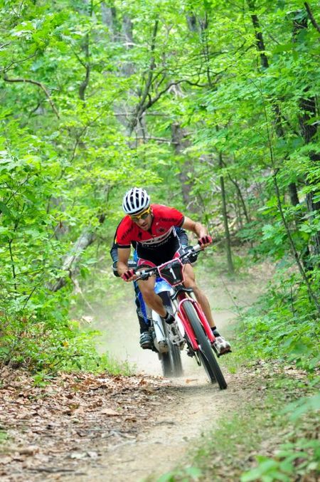 Sid Taberlay (Sho-Air / Specialized) on his way to winning the super D at the Massanutten Hoo Ha!