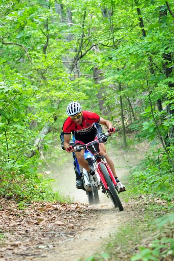 Sid Taberlay (Sho-Air / Specialized) on his way to winning the super D at the Massanutten Hoo Ha!
