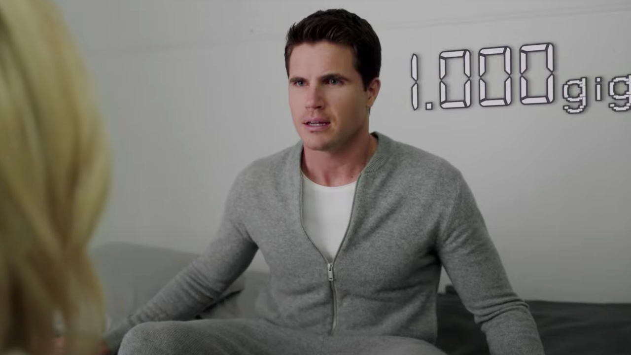 Robbie Amell on Upload