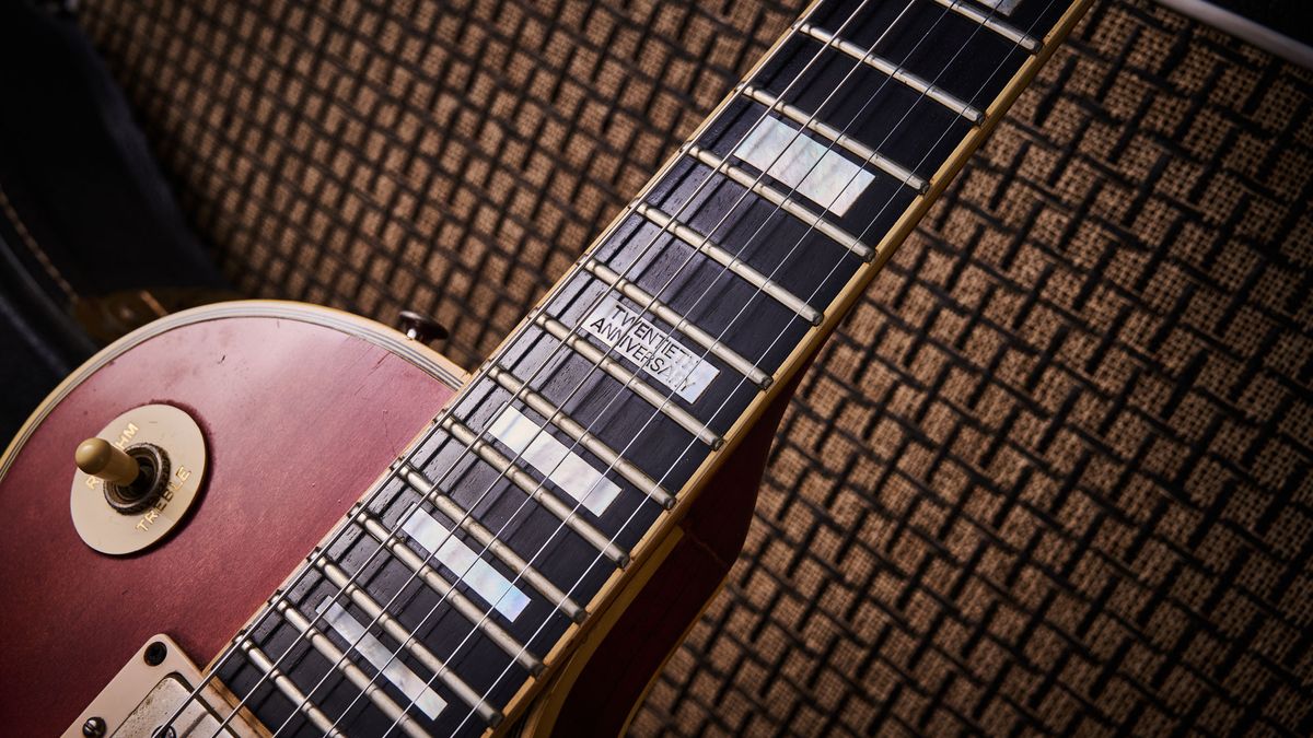 Ian Bairnson's Gibson Les Paul, as played on Kate Bush's Wuthering Heights &ndash; close-ups