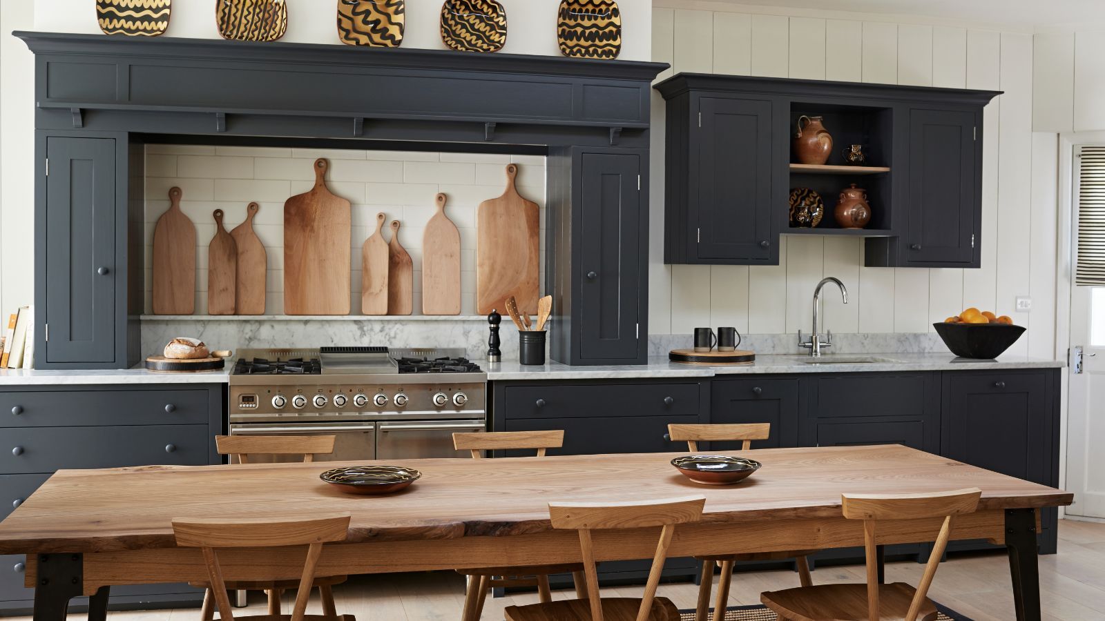 Editorial image accompanying Homes & Gardens coverage of Armourcoat