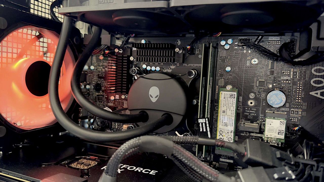 Alienware Aurora R16 gaming PC