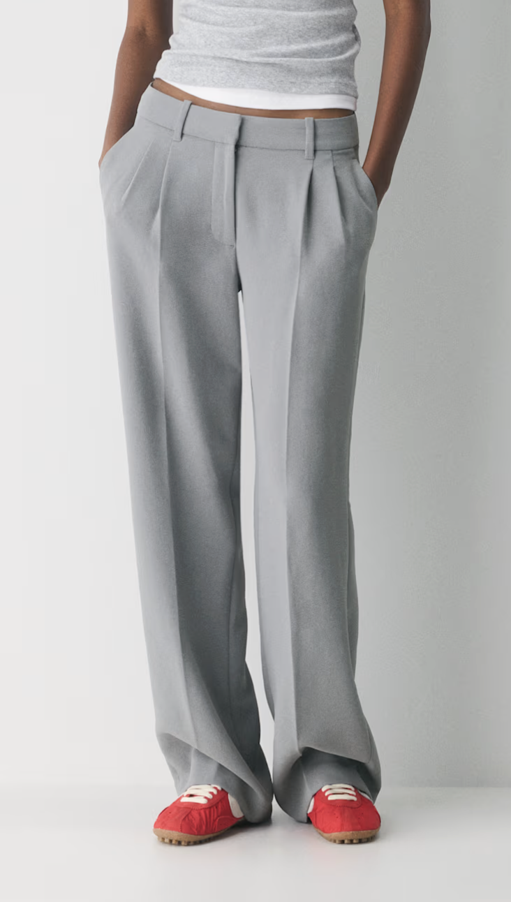 Aritzia, The Effortless Pant&amp;trade; Lo-Rise - Crepette&amp;trade;