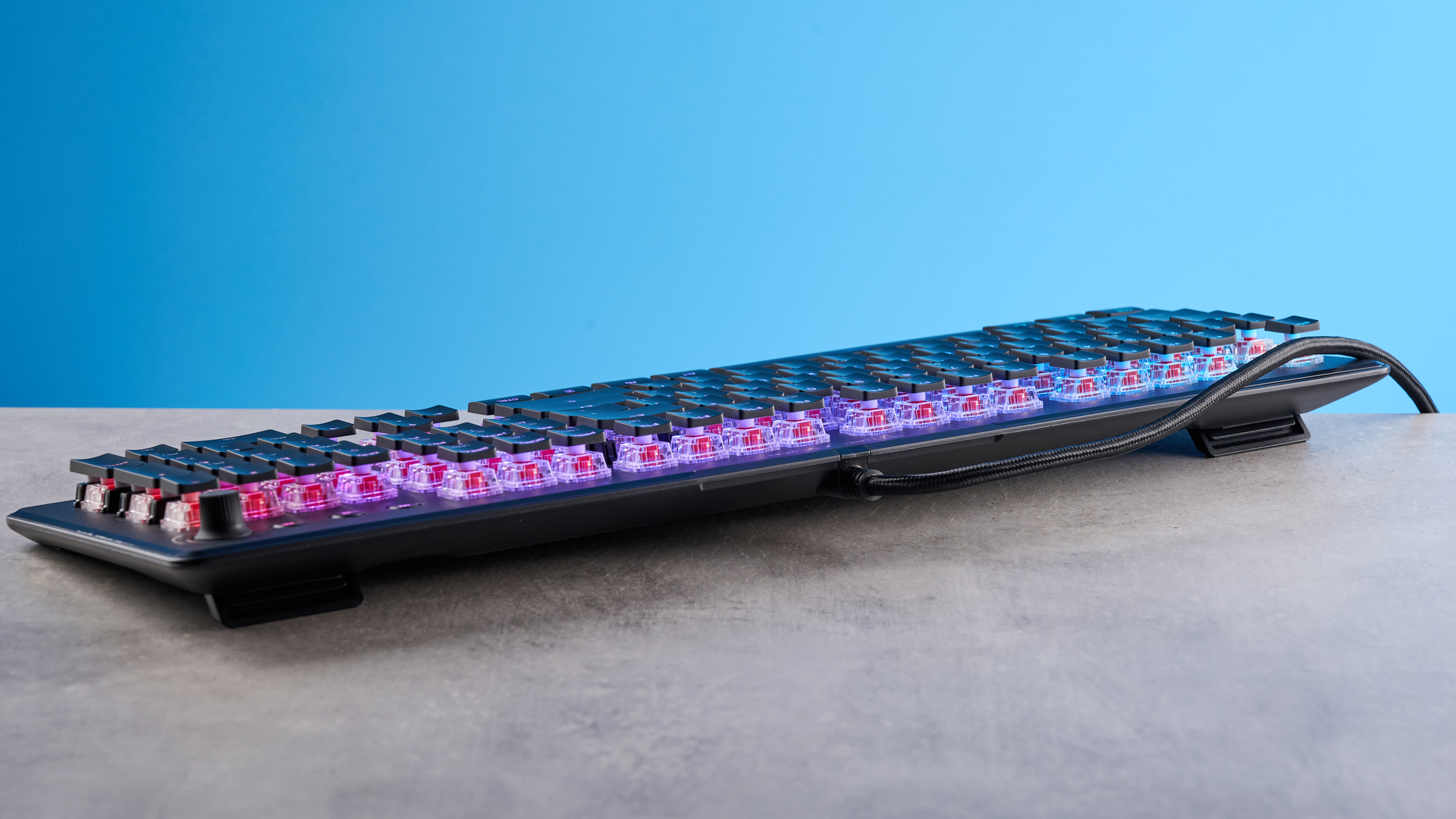 A black Turtle Beach Vulcan II Max keyboard