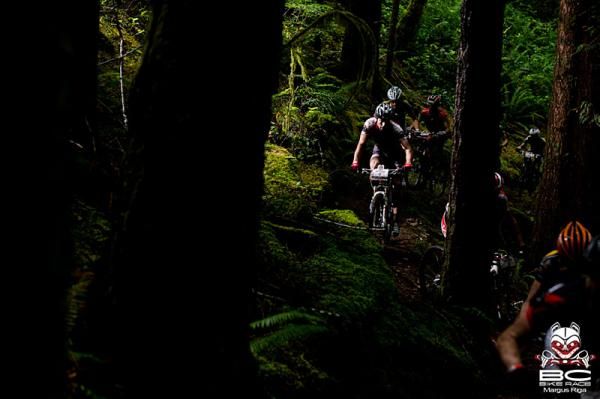 Trails like Toad Hollow required a sure footed tire and constant momentum. The chase pace was limited by the style of winding singletrack.