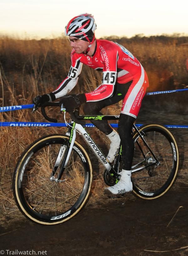 Dylan McNicholas (Cyclocrossworld.com) leading the Men&rsquo;s 30-34 race by almost two minutes