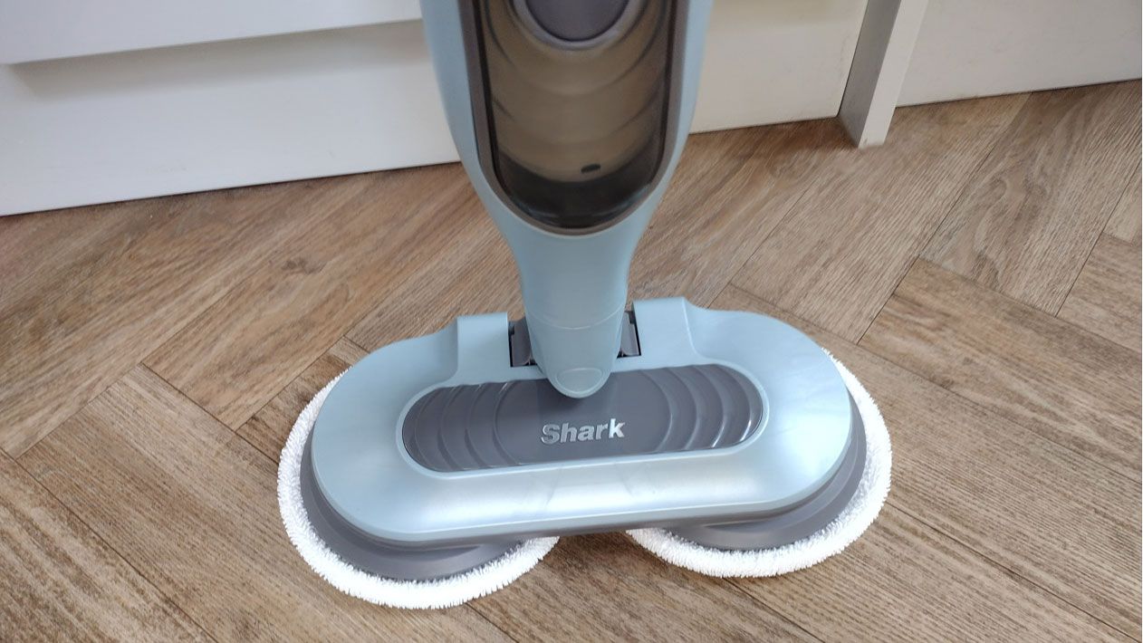 Shark Steam & Scrub Automatic Steam Mop review | Top Ten Reviews