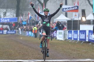 Marianne Vos wins sixth Dutch cyclo-cross title