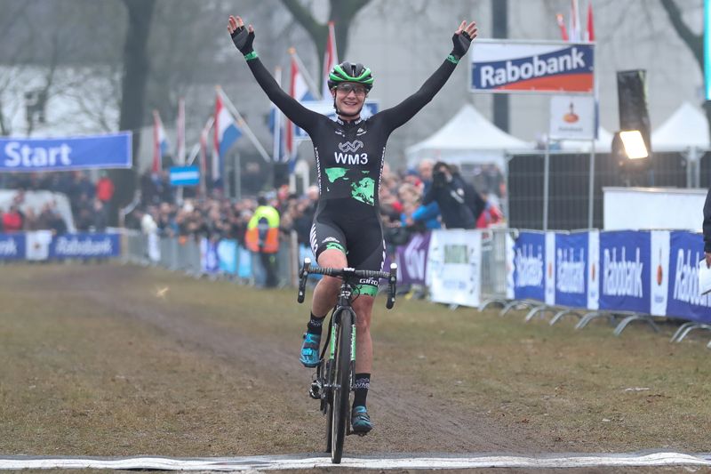 Marianne Vos wins her sixth Dutch cyclo-cross title